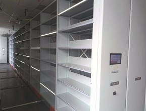 Умный архив с электроприводом и подсветкой полок