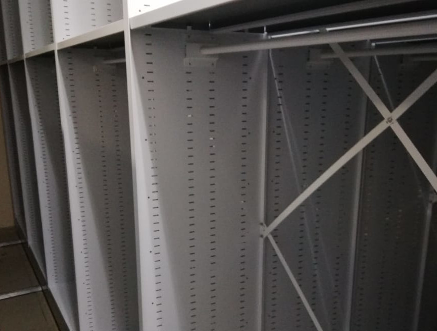 стеллажи для одежды